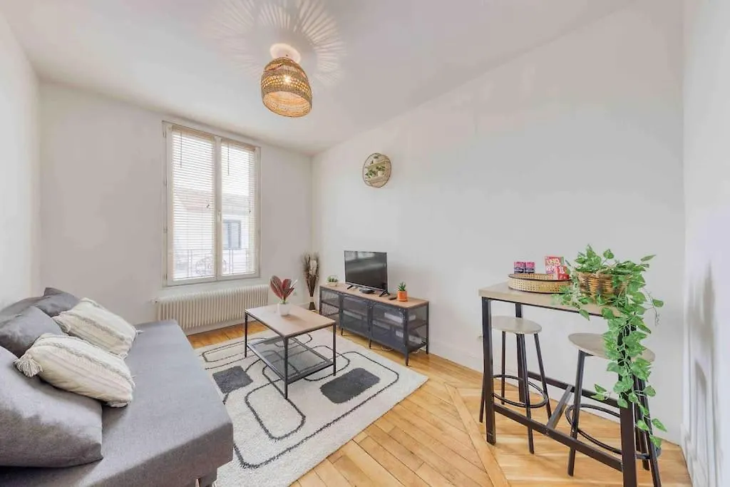 Apartamento Appartement Cosy Au Calme, Proche De Paris Et Du Rer B Gentilly
